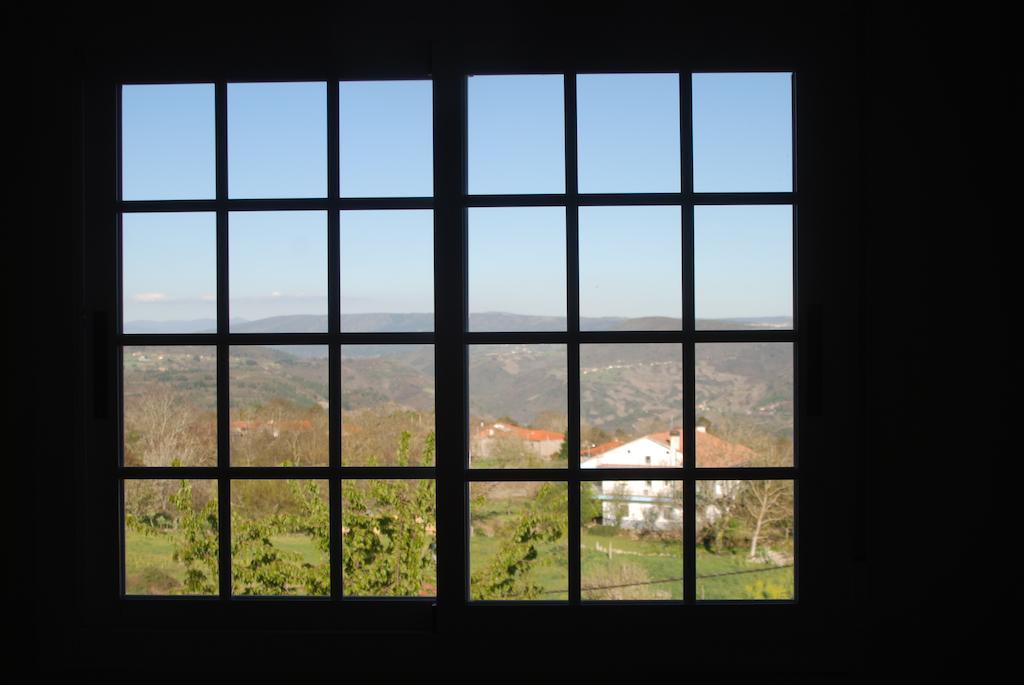 Villa Casa O Torgal à Parada del Sil Chambre photo