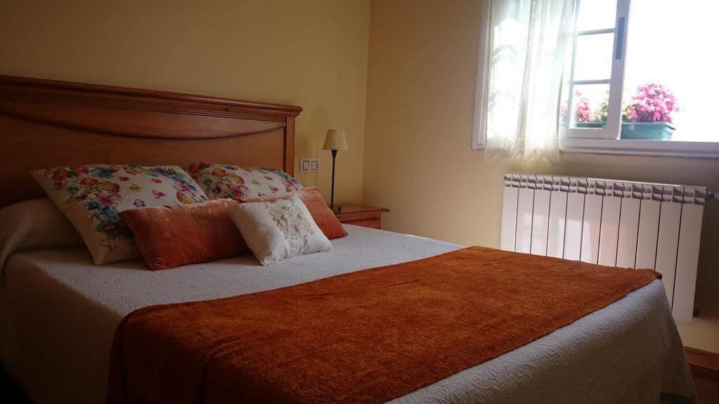 Villa Casa O Torgal à Parada del Sil Extérieur photo